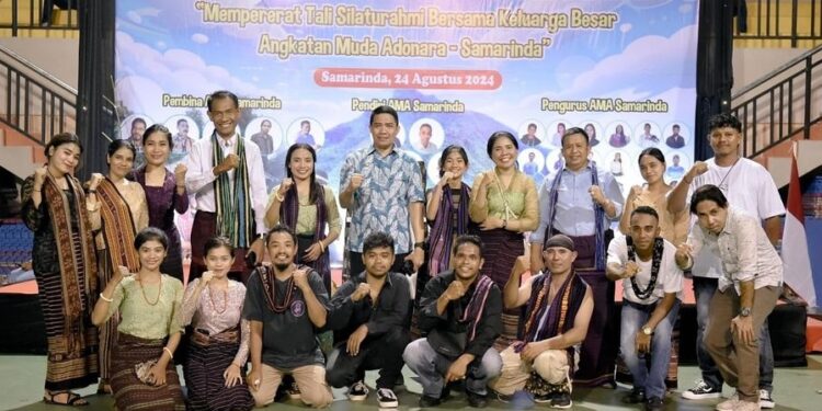 Pelantikan Pengurus AMA Samarinda, Wali Kota Ajak Pemuda Adonara Siapkan Diri Sambut IKN