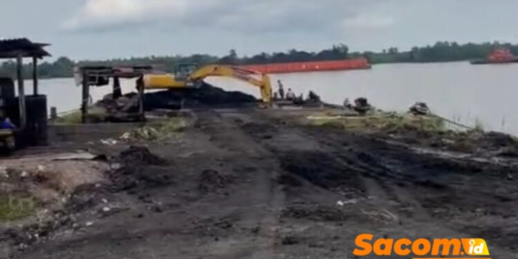 Viral Jetty Ilegal Beroperasi Terang-terangan di Sanga-sanga, Seolah Kebal Hukum